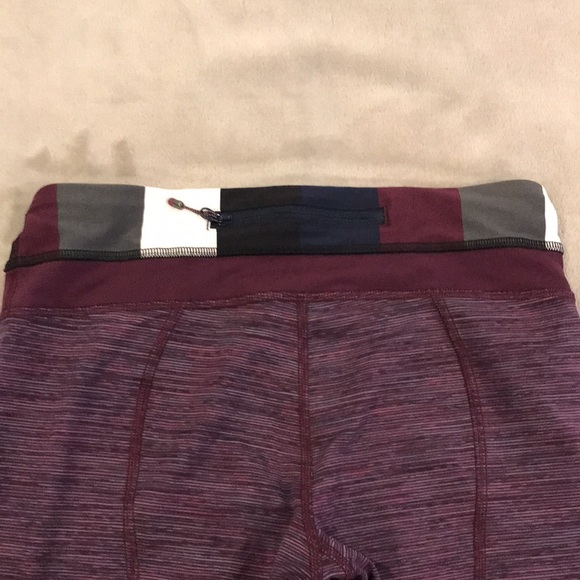 Lululemon crops size 6 - Picture 5 of 8